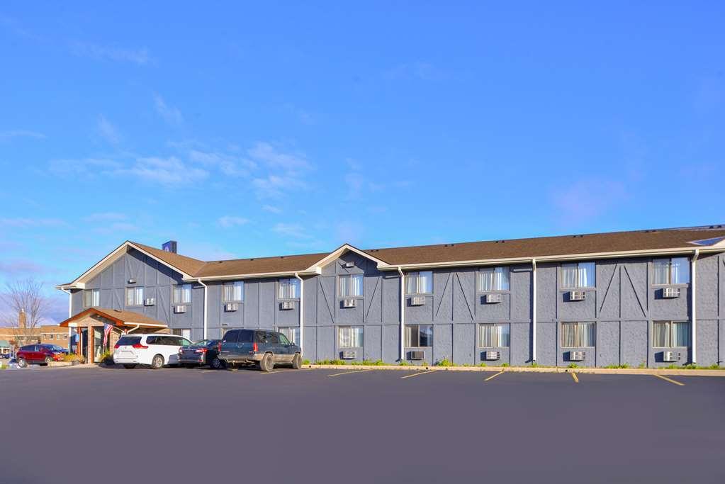 Americas Best Value Inn & Suites Detroit Lakes Εξωτερικό φωτογραφία
