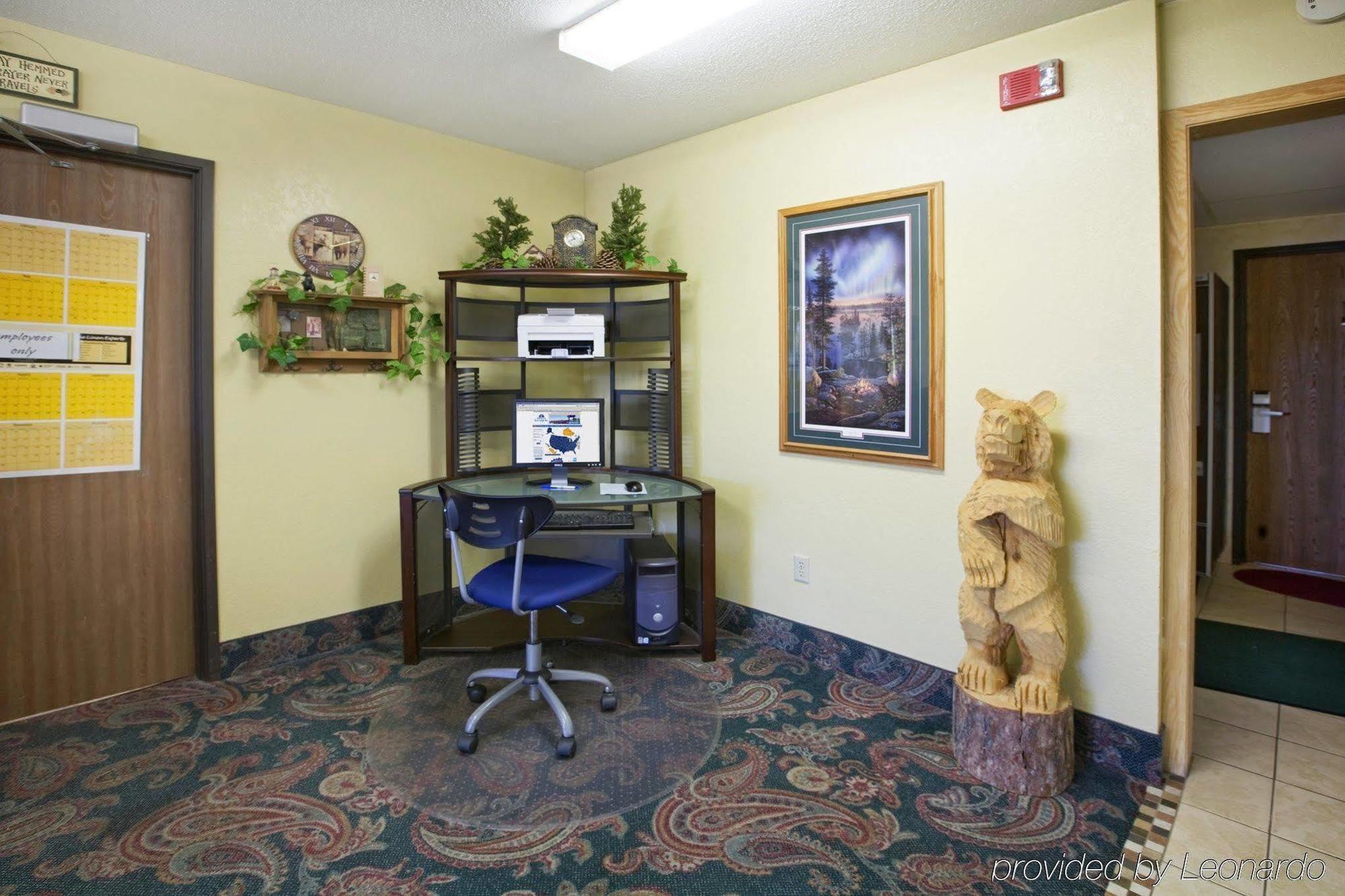 Americas Best Value Inn & Suites Detroit Lakes Εξωτερικό φωτογραφία