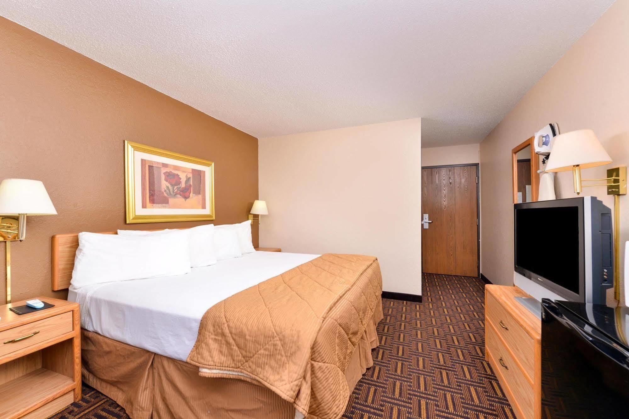 Americas Best Value Inn & Suites Detroit Lakes Εξωτερικό φωτογραφία