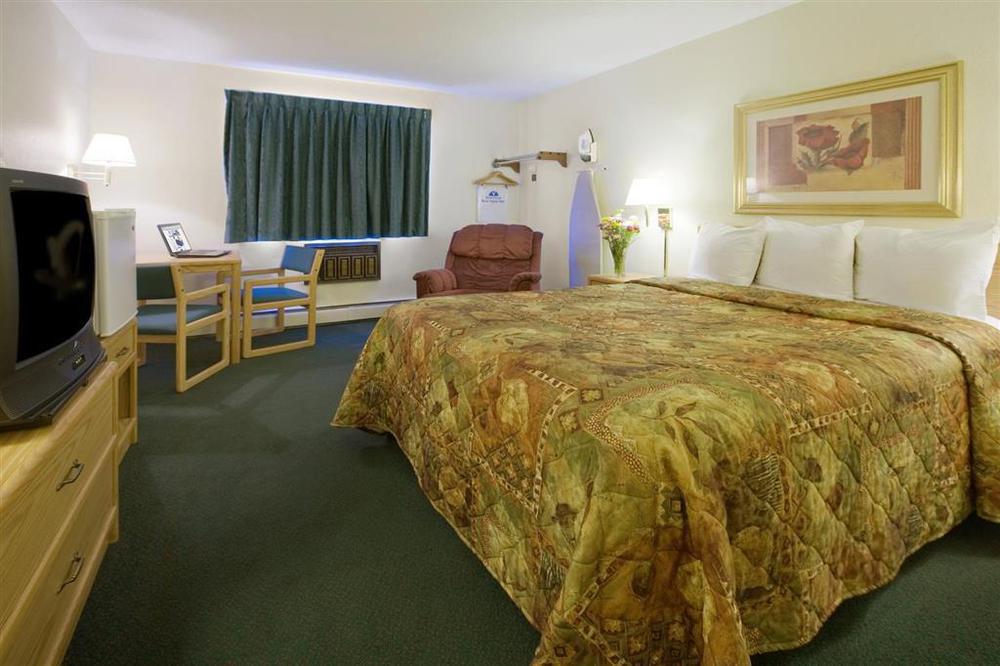 Americas Best Value Inn & Suites Detroit Lakes Δωμάτιο φωτογραφία